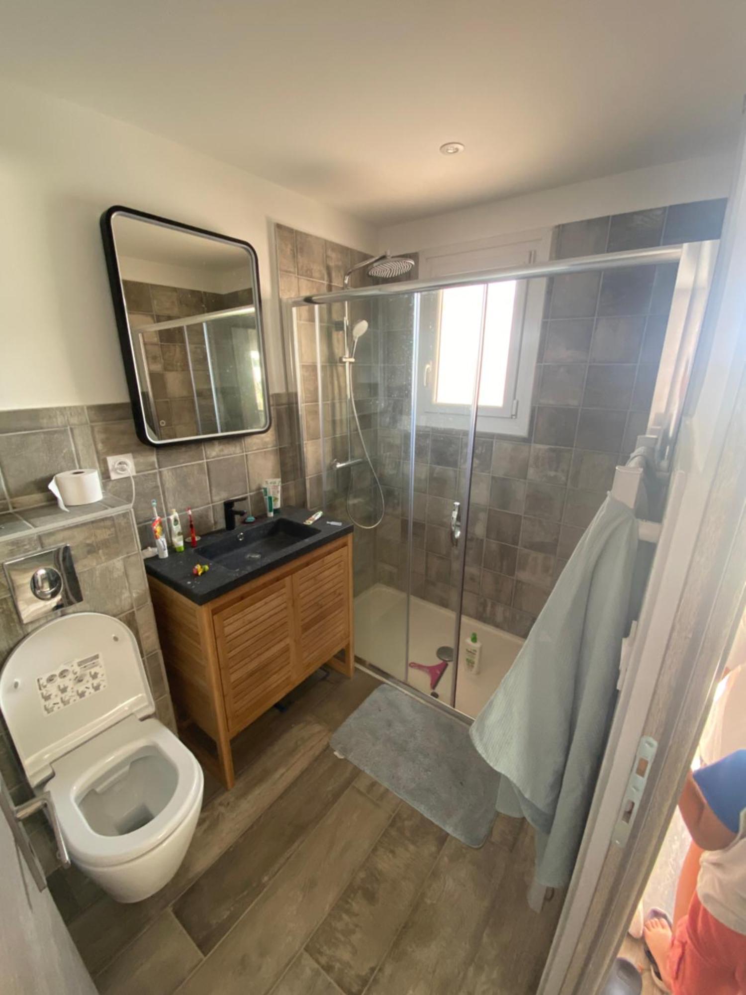 Appt 5 Personnes A 100m Appartement Fréjus